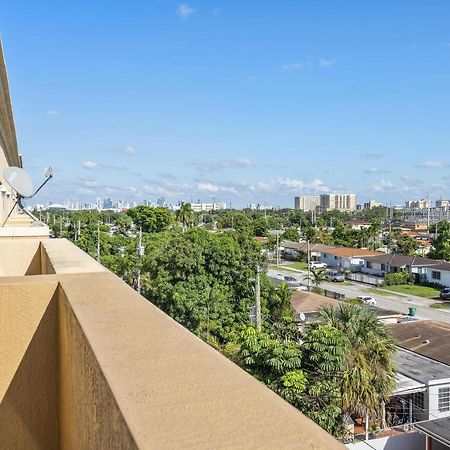 Airport Getaway Apartment Miami Exterior foto