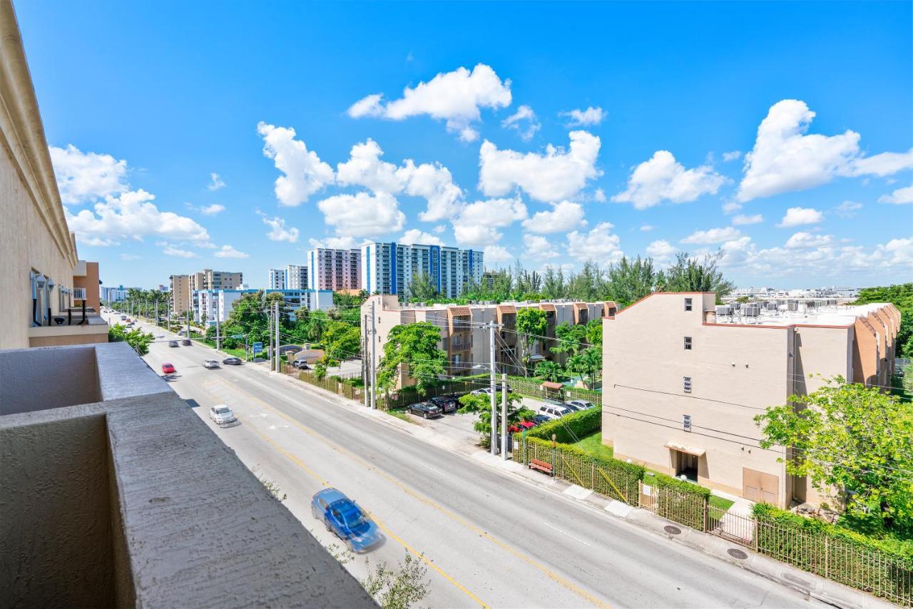 Airport Getaway Apartment Miami Exterior foto