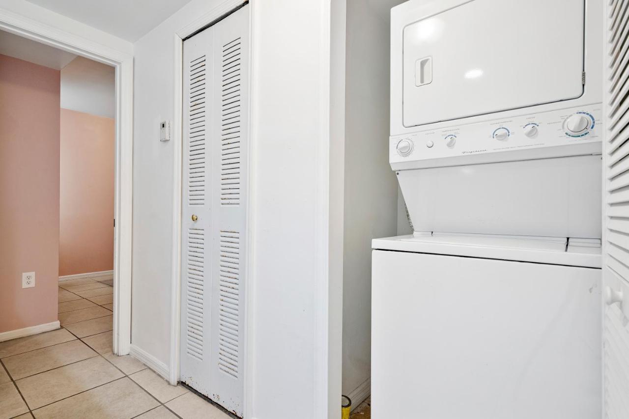 Airport Getaway Apartment Miami Exterior foto