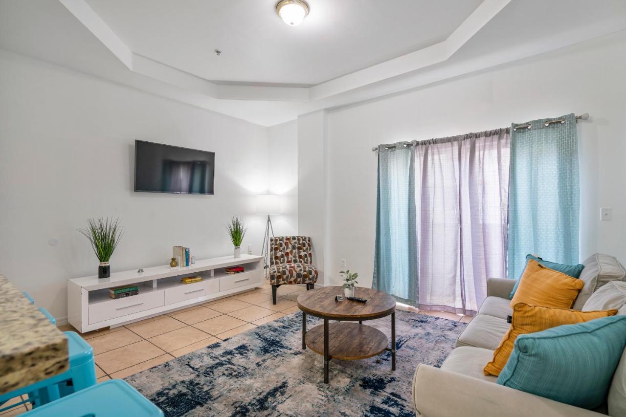 Airport Getaway Apartment Miami Exterior foto